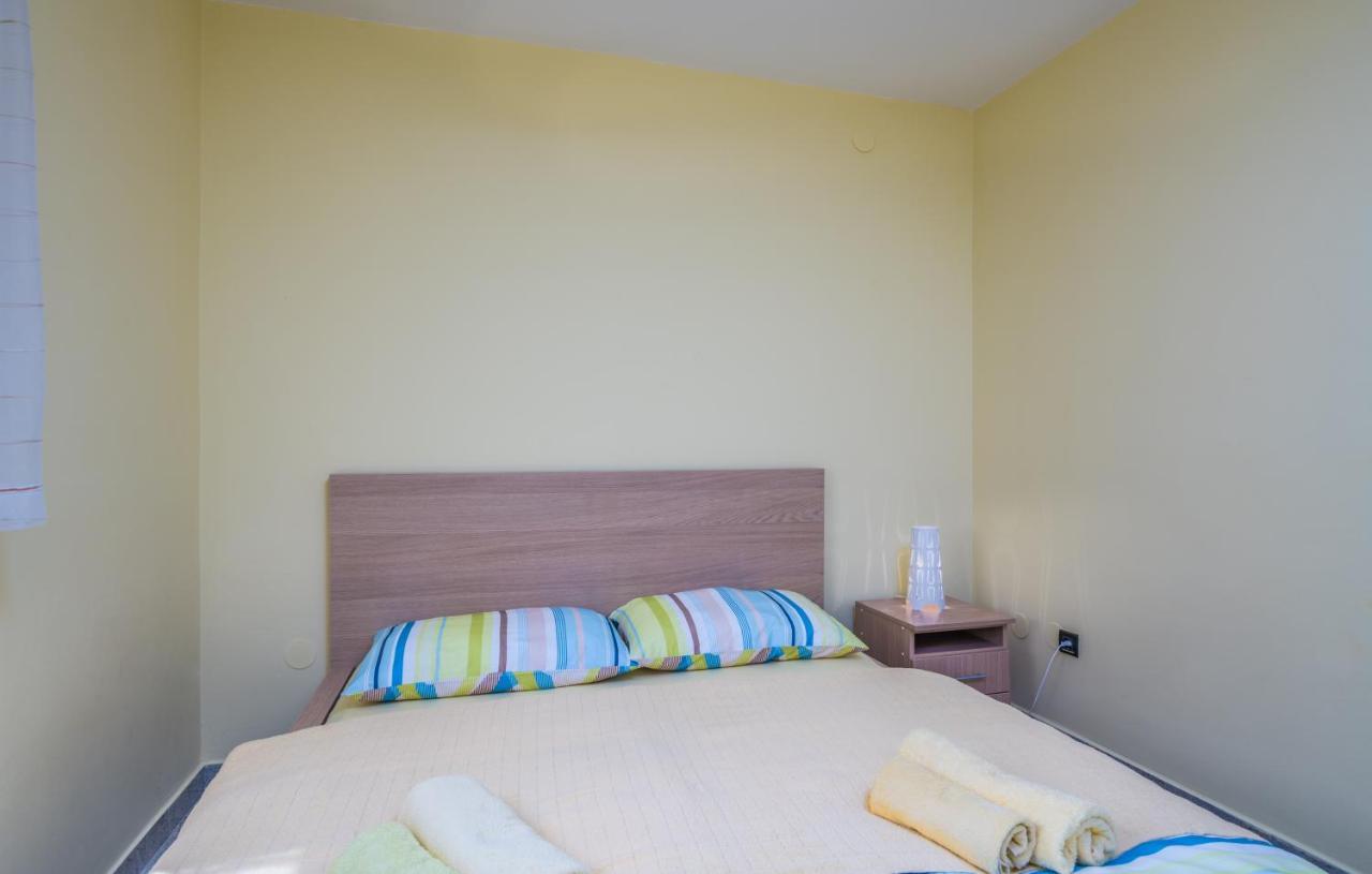 Apartment Rudika Климно Екстериор снимка