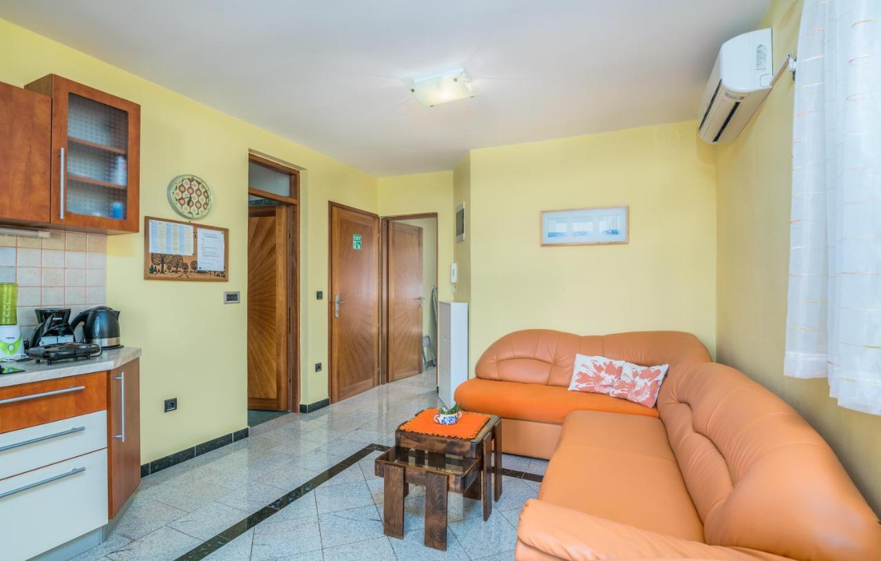 Apartment Rudika Климно Екстериор снимка